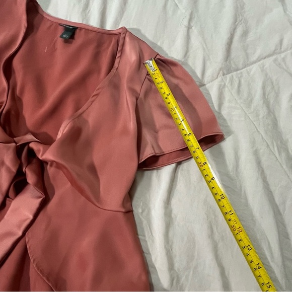 Wild Fable Pink Satin Cropped Wrap Blouse Women’s Size XS - Picture 6 of 10
